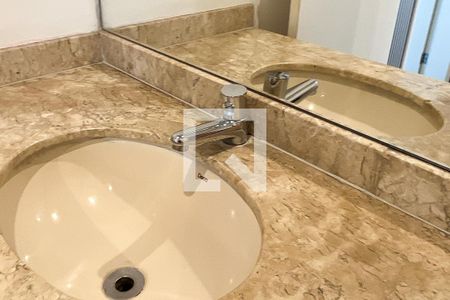 Apartamento à venda com 198m², 3 quartos e 3 vagasLavabo