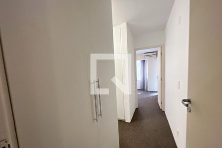 Apartamento à venda com 198m², 3 quartos e 3 vagasCorredor