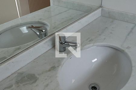 Apartamento à venda com 198m², 3 quartos e 3 vagasBanheiro da Suíte 3