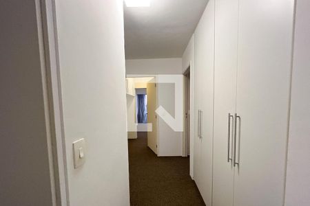 Apartamento à venda com 198m², 3 quartos e 3 vagasSuíte 1