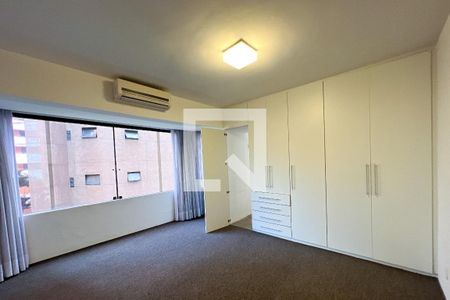 Apartamento à venda com 198m², 3 quartos e 3 vagasSuíte 1