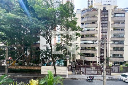 Apartamento à venda com 198m², 3 quartos e 3 vagasVista