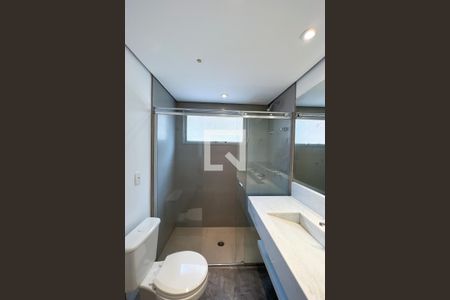 Apartamento à venda com 198m², 3 quartos e 3 vagasBanheiro da Suíte 1