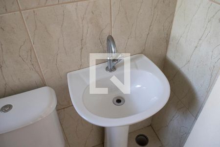 Banheiro de kitnet/studio para alugar com 1 quarto, 20m² em Mandaqui, São Paulo