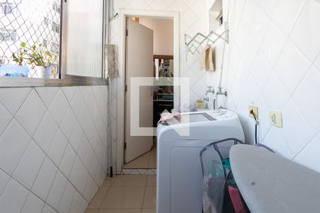 Apartamento à venda com 193m², 3 quartos e 1 vagaÁrea de Serviço