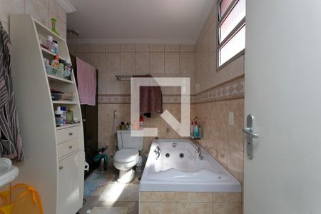 Apartamento à venda com 193m², 3 quartos e 1 vagaBanheiro da Suíte