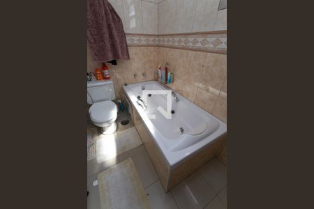 Apartamento à venda com 193m², 3 quartos e 1 vagaBanheiro da Suíte