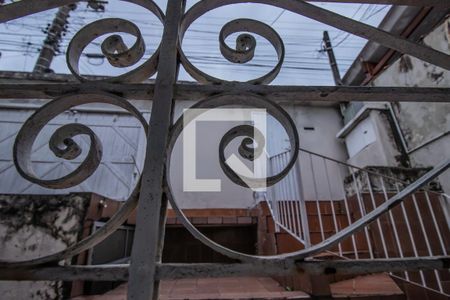 Vista de casa à venda com 2 quartos, 250m² em Jardim Oriental, São Paulo