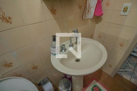 Casa à venda com 250m², 2 quartos e sem vagaBanheiro - Casa 2
