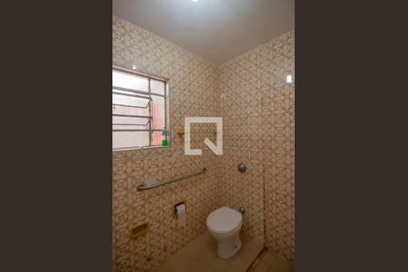 Casa à venda com 250m², 2 quartos e sem vagaBanheiro