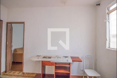 Sala de casa à venda com 2 quartos, 250m² em Jardim Oriental, São Paulo