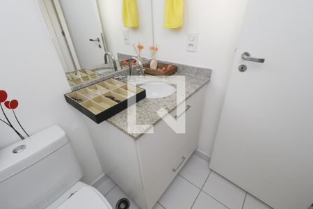 Apartamento à venda com 64m², 2 quartos e 1 vagaBanheiro Social