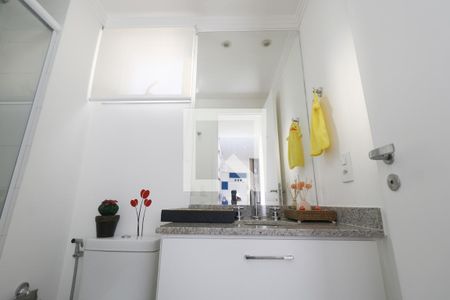Apartamento à venda com 64m², 2 quartos e 1 vagaBanheiro Social