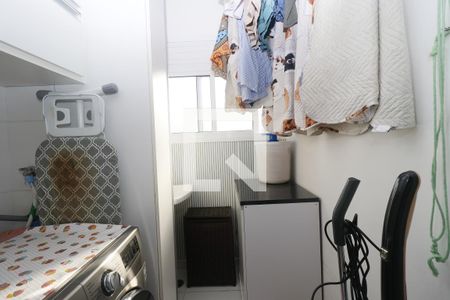 Apartamento à venda com 64m², 2 quartos e 1 vagaÁrea de Serviço