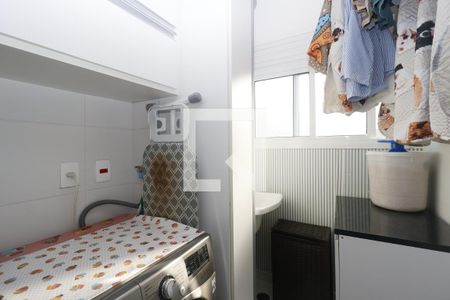 Apartamento à venda com 64m², 2 quartos e 1 vagaÁrea de Serviço