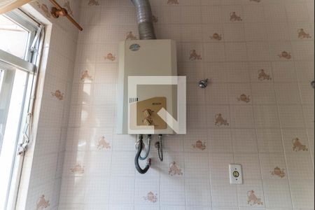 Apartamento à venda com 99m², 2 quartos e 2 vagasÁrea de Serviço