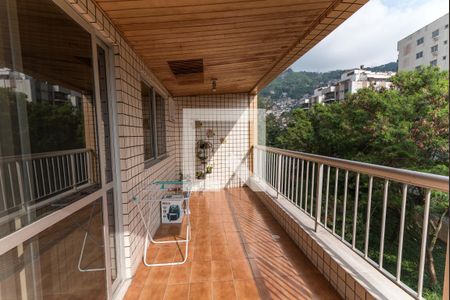 Apartamento à venda com 99m², 2 quartos e 2 vagasVaranda da Sala 