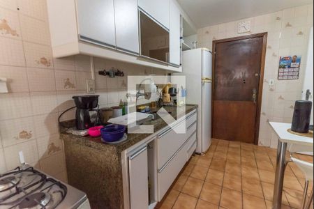 Apartamento à venda com 99m², 2 quartos e 2 vagasCozinha 