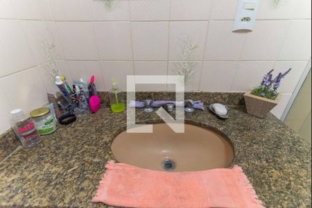 Apartamento à venda com 99m², 2 quartos e 2 vagasBanheiro da Suíte 