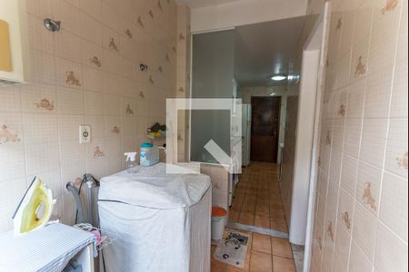 Apartamento à venda com 99m², 2 quartos e 2 vagasÁrea de Serviço
