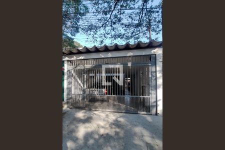 Casa para alugar com 145m², 3 quartos e 2 vagas Casa para alugar com 145m², 3 quartos e 2 vagasFachada