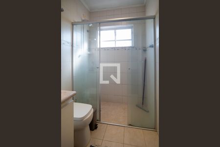 Casa para alugar com 145m², 3 quartos e 2 vagas Casa para alugar com 145m², 3 quartos e 2 vagasBanheiro Social