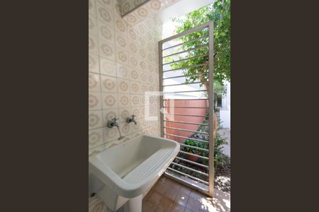 Casa para alugar com 145m², 3 quartos e 2 vagas Casa para alugar com 145m², 3 quartos e 2 vagasÁrea de Serviço