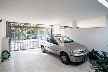 Casa para alugar com 145m², 3 quartos e 2 vagas Casa para alugar com 145m², 3 quartos e 2 vagasGaragem