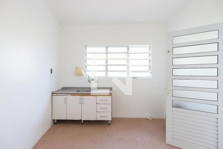 Casa à venda com 160m², 3 quartos e 2 vagas Casa à venda com 160m², 3 quartos e 2 vagasCozinha