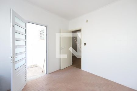 Casa à venda com 160m², 3 quartos e 2 vagas Casa à venda com 160m², 3 quartos e 2 vagasCozinha