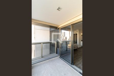Varanda de kitnet/studio para alugar com 1 quarto, 39m² em República, São Paulo