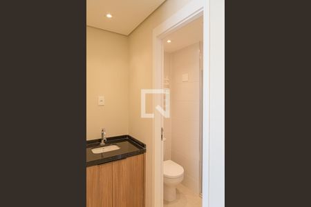 Banheiro de kitnet/studio para alugar com 1 quarto, 42m² em Bela Vista, São Paulo