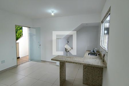 sala - cozinha - area de serviço de apartamento para alugar com 2 quartos, 60m² em Taquara, Rio de Janeiro