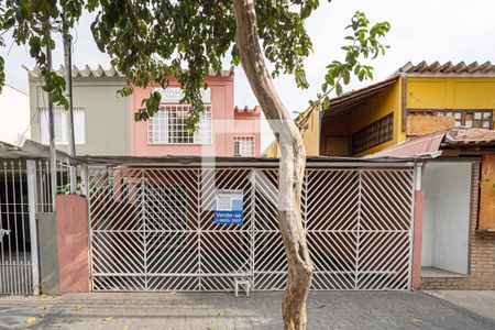 Casa à venda com 144m², 2 quartos e 2 vagasFachada