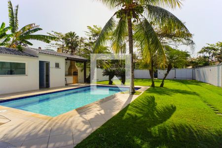 Casa à venda com 264m², 3 quartos e 3 vagasÁrea Externa