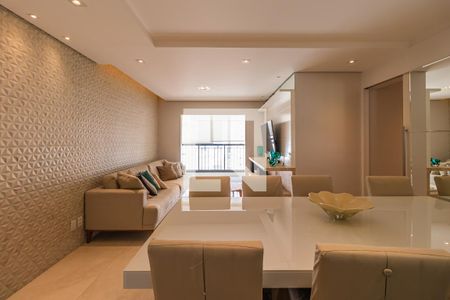 Sala de apartamento à venda com 3 quartos, 87m² em Jardim Tupanci, Barueri