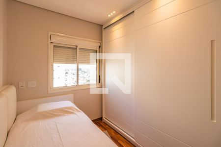 Quarto 1 de apartamento para alugar com 3 quartos, 87m² em Jardim Tupanci, Barueri