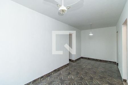Sala de apartamento à venda com 2 quartos, 60m² em Tauá, Rio de Janeiro