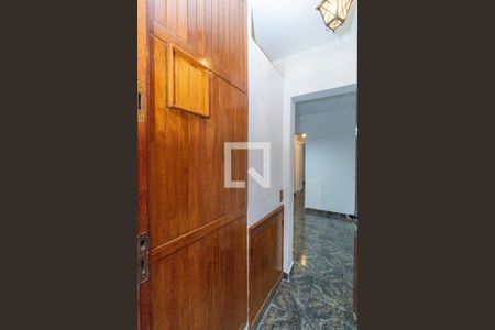 Apartamento à venda com 60m², 2 quartos e 1 vaga Apartamento à venda com 60m², 2 quartos e 1 vagaHall de Entrada da Sala