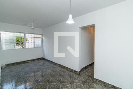 Sala de apartamento à venda com 2 quartos, 60m² em Tauá, Rio de Janeiro