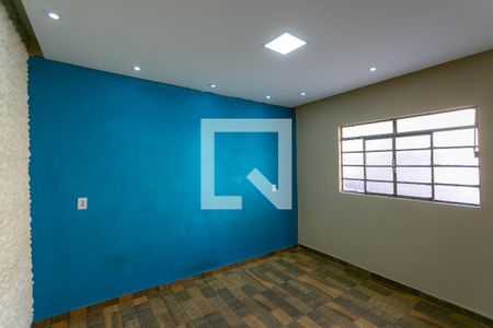 Quarto 2 de casa para alugar com 2 quartos, 60m² em Cachoeirinha, Belo Horizonte
