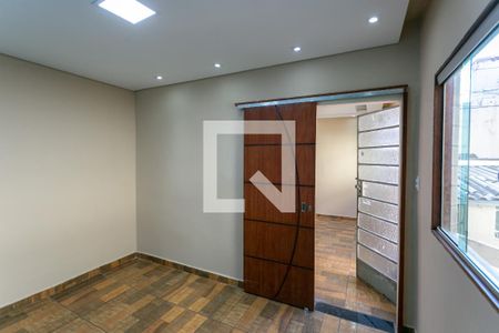 Quarto 1 de casa para alugar com 2 quartos, 60m² em Cachoeirinha, Belo Horizonte