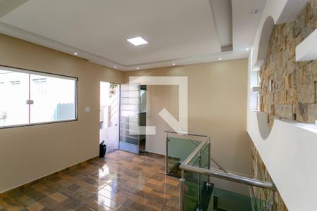 Sala de casa para alugar com 2 quartos, 60m² em Cachoeirinha, Belo Horizonte