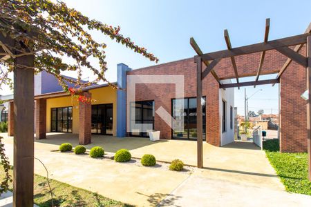 Casa para alugar com 120m², 2 quartos e 2 vagas Casa para alugar com 120m², 2 quartos e 2 vagasÁrea comum - Salão de festas