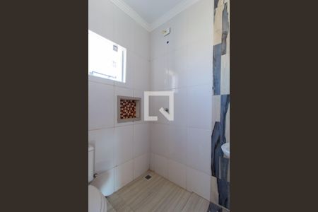 Casa para alugar com 120m², 2 quartos e 2 vagas Casa para alugar com 120m², 2 quartos e 2 vagasBanheiro Social
