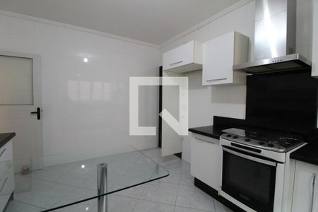 Casa à venda com 175m², 3 quartos e 2 vagasCozinha