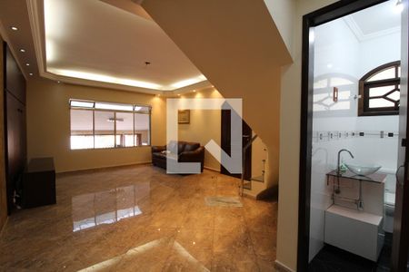 Casa à venda com 175m², 3 quartos e 2 vagasSala