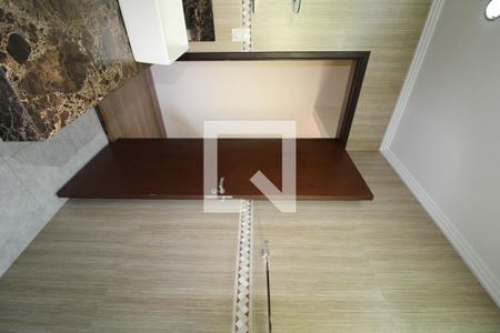 Casa à venda com 175m², 3 quartos e 2 vagasBanheiro da Suíte