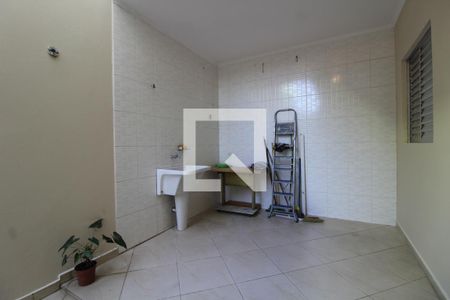 Casa à venda com 175m², 3 quartos e 2 vagasÁrea de Serviço