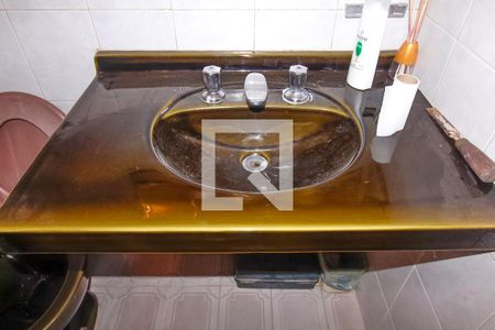 Casa à venda com 180m², 3 quartos e 3 vagas Casa à venda com 180m², 3 quartos e 3 vagasBanheiro da Suíte 2